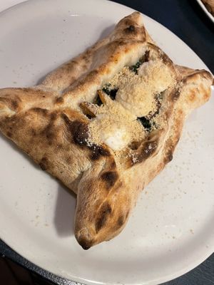   at Meow Pizzeria Verde in Innsbruck