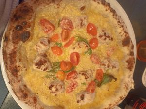  at Meow Pizzeria Verde in Innsbruck