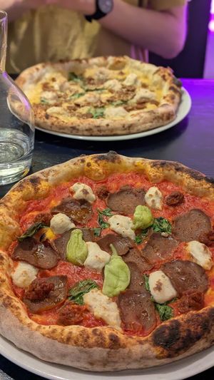  at Meow Pizzeria Verde in Innsbruck