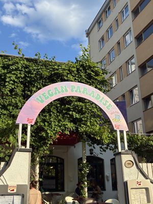   at Meow Pizzeria Verde in Innsbruck