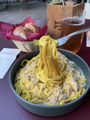   at Meow Pizzeria Verde in Innsbruck