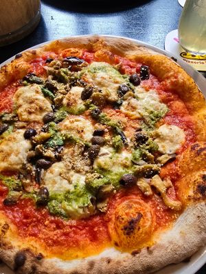 pizza at Meow Pizzeria Verde in Innsbruck