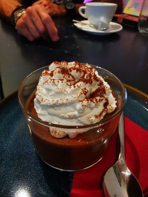  at Meow Pizzeria Verde in Innsbruck