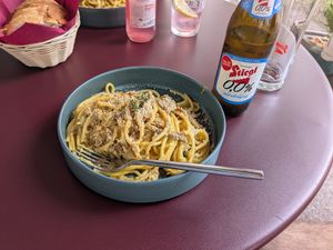  at Meow Pizzeria Verde in Innsbruck