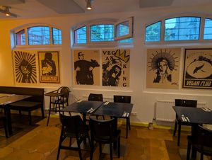  at Meow Pizzeria Verde in Innsbruck