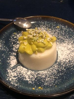  at Meow Pizzeria Verde in Innsbruck