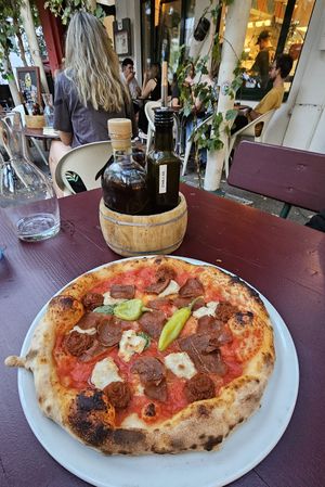  at Meow Pizzeria Verde in Innsbruck