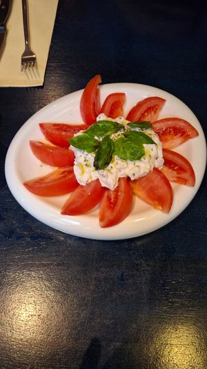  at Meow Pizzeria Verde in Innsbruck