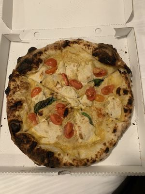 Rita  at Meow Pizzeria Verde in Innsbruck