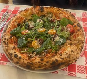 Vegan pizza #Veganuary at Encantus  in Quarteira