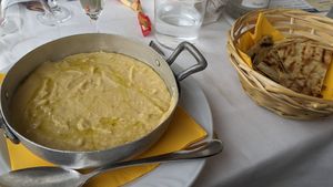 Chickpea soup and flat bread at La Riva da Franco in Mondolfo