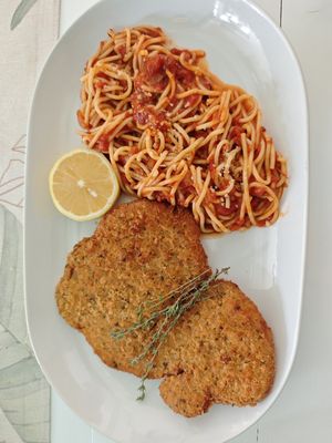 Escalope Milanese at Replika in Dubai