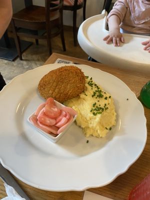 Rizek  at Moment in Prague