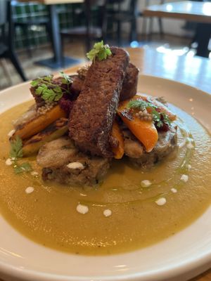 SVÍČKOVÁ SAUCE with veggies and Jack fruit meat   at Moment in Prague