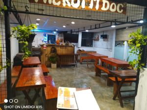 🙂🙂🙂 at The Rotti Doc in Unawatuna