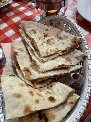 roti  at Maharani Restaurant in Lourinha
