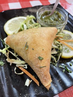 vegetable samosa  at Maharani Restaurant in Lourinha