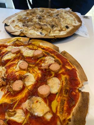 at Del Poble Pizzería Ruzafa in Valencia
