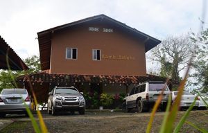 Restaurant   at Hotel Kambutaleko in Cambutal