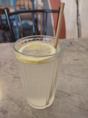 Fred & Ginger at Bleuenn Kafe in Douarnenez