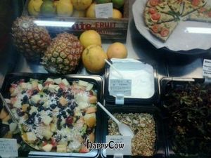 fruit salad, organic maple muesli, gairy-free coconut 'yoghurt' - all vegan at Raw 'n Juicy in Brisbane