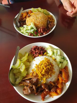 Steamd rice with veggies 

Fried rice with kimchi and veggies

Both dishes had delicious jackfruit and the vegetables tasted so good! at Lazy Bug - Chay Cao Bang in Cao Bang