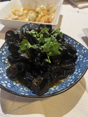 Funghi  at Phoenix - 凤凰湘菜 in Milan