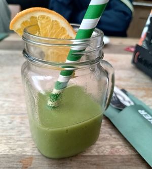 Smoothie met spinazie at Wad Lekker in De Koog