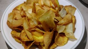 Tenemos chips de yuca y arracacha 🤤 at Seeding Food in Bogota