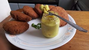 Y nuestros falafel que están exquisitos!!! at Seeding Food in Bogota