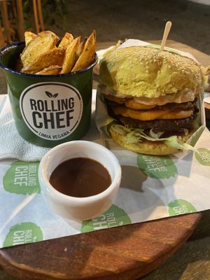 Burger and fries #Veganuary at Rolling Chef in Armacao Dos Buzios