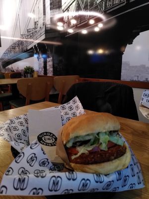 Crispy Planted Burger at Burgermeister Spisertor in St Gallen