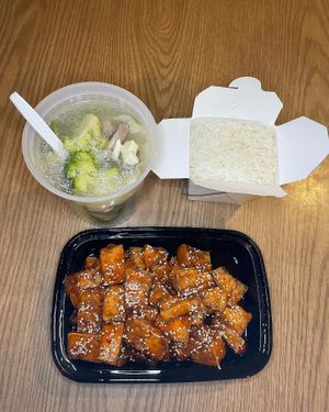 Vegan tofu soup and vegan sesame tofu   at Yuan Mei Asian Noodle in Mobile