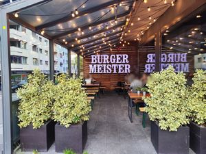 Outdoor seating at Burgermeister Oerlikon in Zurich