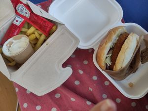 Crispy planted burger at Burgermeister Oerlikon in Zurich