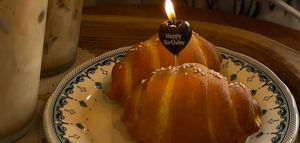 You can also buy candles there if you wanna celebrate a birthday !  at Vegeming - 베지밍 베이크 in Seoul