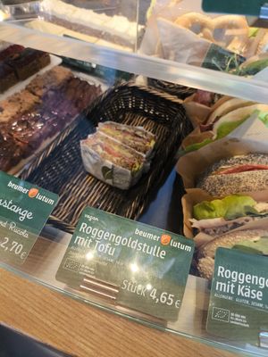  at Beumer & Lutum in Berlin