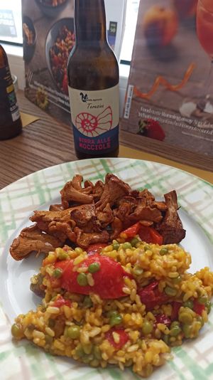 Paella e funghi at Erbavoglio di Selva Cristina in Vigliano Biellese