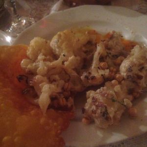 nice cauliflower dish at Zakaim - Vegan Boutique in Tel Aviv