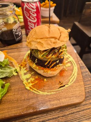  at Luxe Burgers & Sunny's Table - Maybe closed in Tokyo