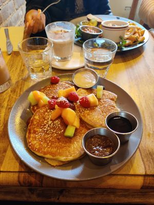 Pancakes Nutella at Lola Rosa - Parc in Montreal