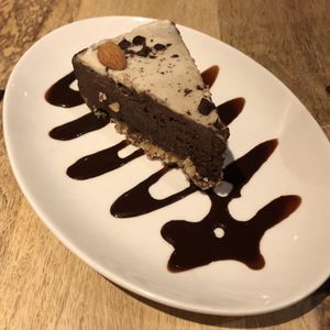 L’Incroyable at Lola Rosa - Parc in Montreal