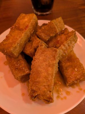 Number 4: deep fried tofu. (Slightly too oily) at Vietnamese Restaurant Hoi An - ベトナム料理店ホイアン in Osaka