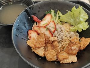 KangSu dry kolo mee at Kale by KangSu 康素 @ The Adelphi in Central Singapore