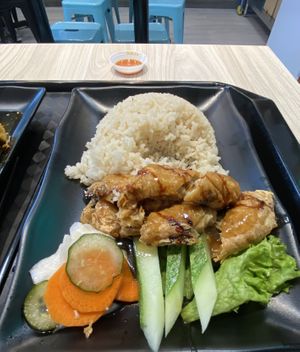 Fried tofu (side) & crispy roast “chicken” with rice   at Kale by KangSu 康素 @ The Adelphi in Central Singapore