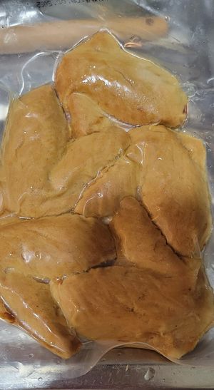 Vegan Chicken Whole Wing (Photo by Pinky Leung) at Healthy Life 健樂生活 in Kowloon