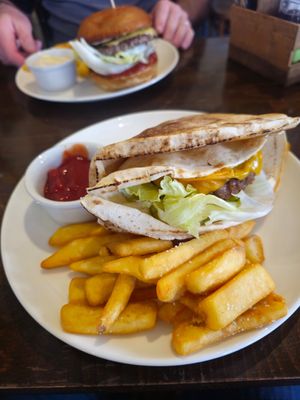 Vegan burger at HEVRE bar in Krakow