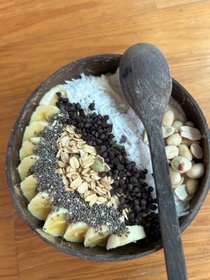Peanut butter and banana smoothiebowl  at May Bowls Mui Ne in Phan Thiet