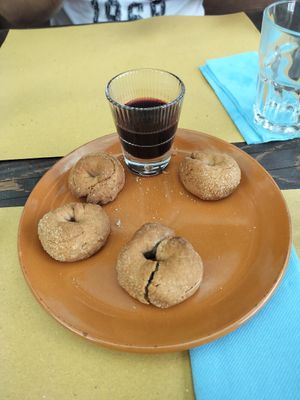 Ciambelline al vino at Lu Soccio in Perugia