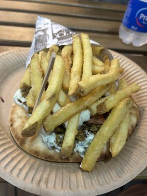 No chicken gyros  at SAM'S KITCHEN in 